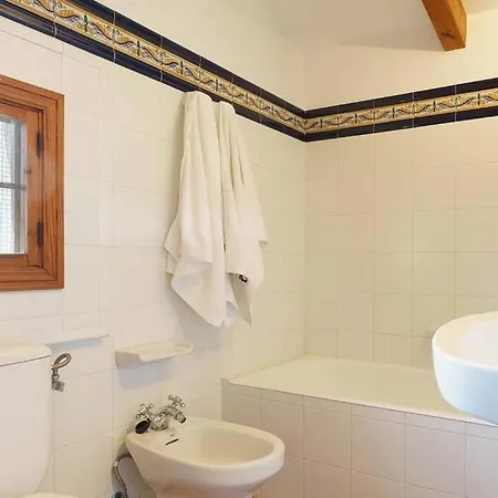 Nord - Typical Majorcan Villa, Private Pool, Bbq, Mediterranean Garden, Petfriendly *